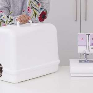 SINGER - Universal Hard Carrying Case 611.BR for Most Free-Arm Portable Sewing Machines - 2
