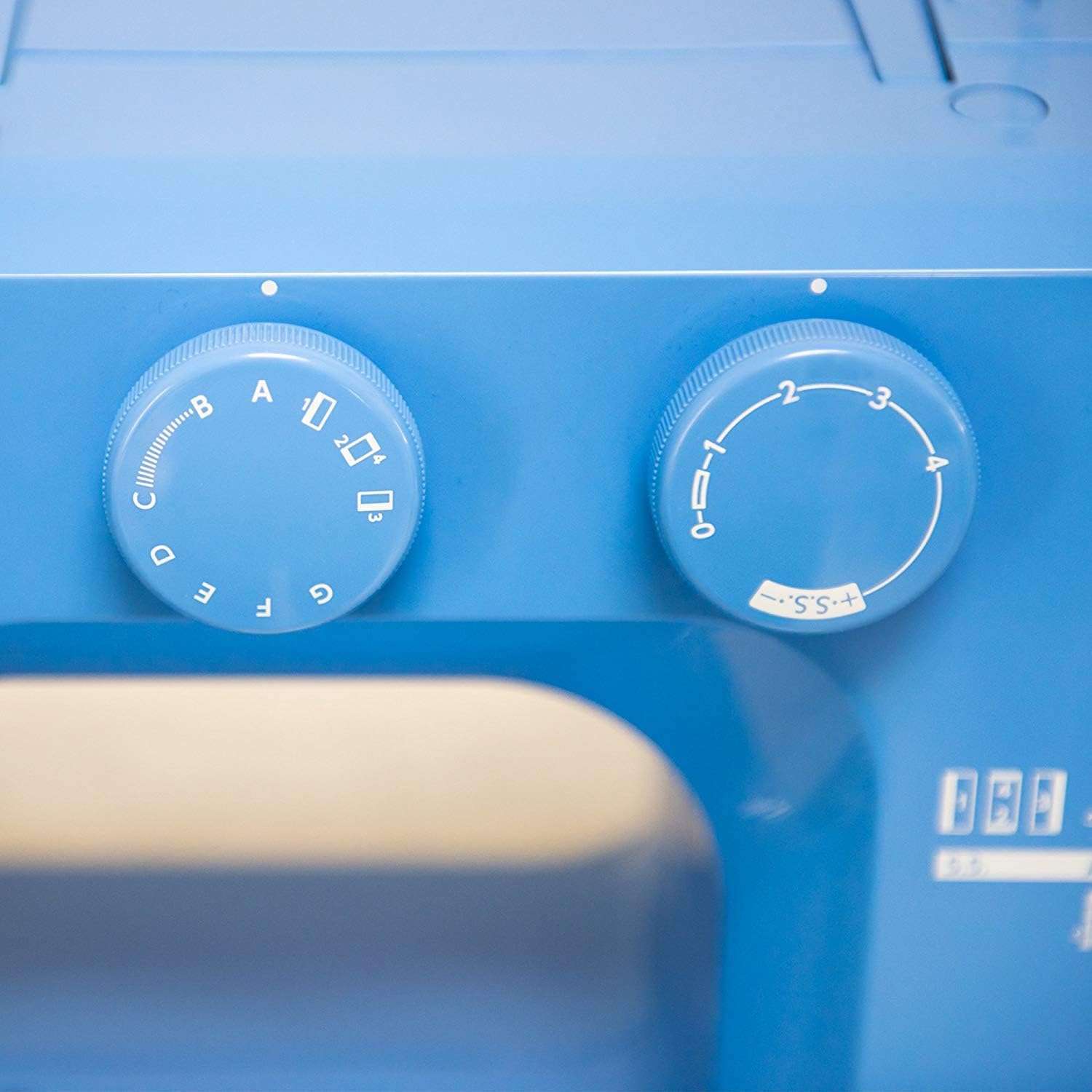 Janome Blue Couture Easy-to-Use Sewing Machine with Interior Metal Frame, Bobbin Diagram, Tutorial Videos, Made with Beginners in Mind! - 4