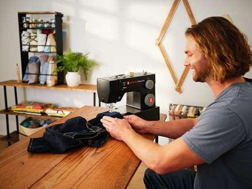 SINGER Heavy Duty 4432 High Speed Black Sewing Machine with Accessory Kit - Strong Motor with Enhanced Piercing Power, 110 Stitch Applications, Full Metal frame, 1-step Buttonhole & LED Light - 4